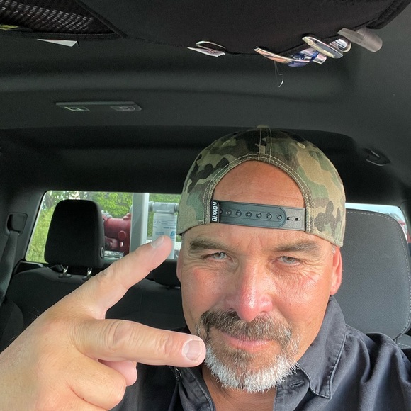 Meet your Posher, Larry - Picture 2 of 4